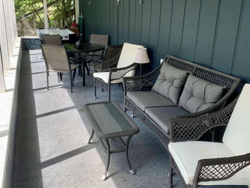 138 Hummingbird Cove, Lake Lure, NC 28746.  MLS# CAR4423376, YatesRealty ID 54119. 