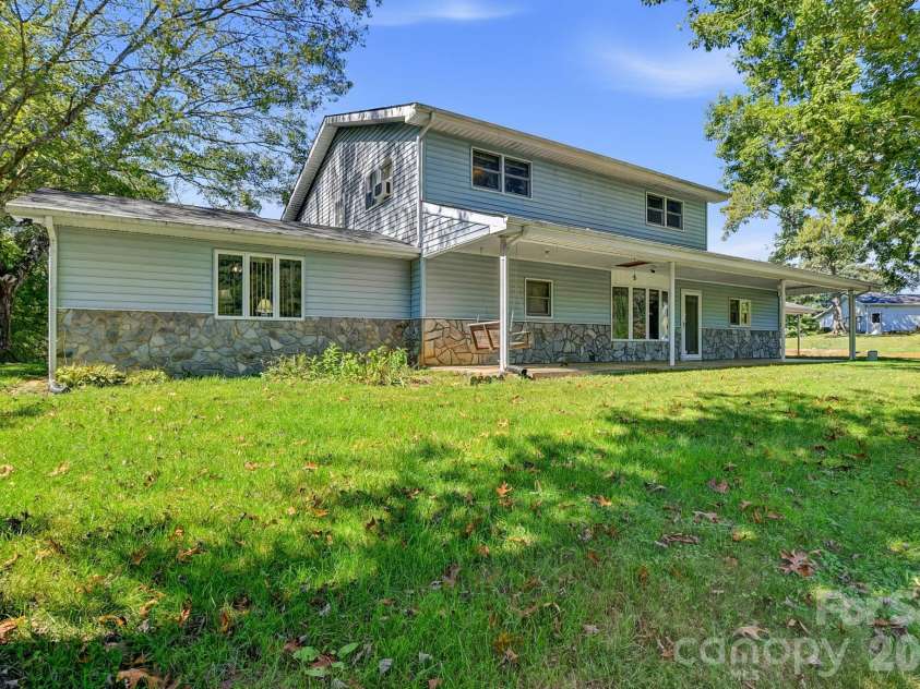 1145 Coleman Mountain Road, Waynesville, NC 28785.  MLS# CAR4430183, YatesRealty ID 54124. 