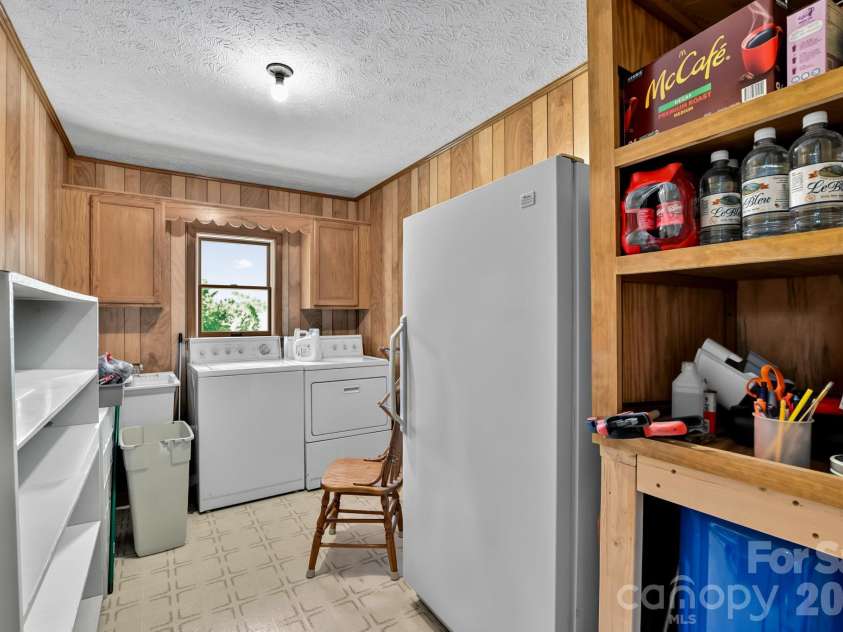 1145 Coleman Mountain Road, Waynesville, NC 28785.  MLS# CAR4430183, YatesRealty ID 54124. 