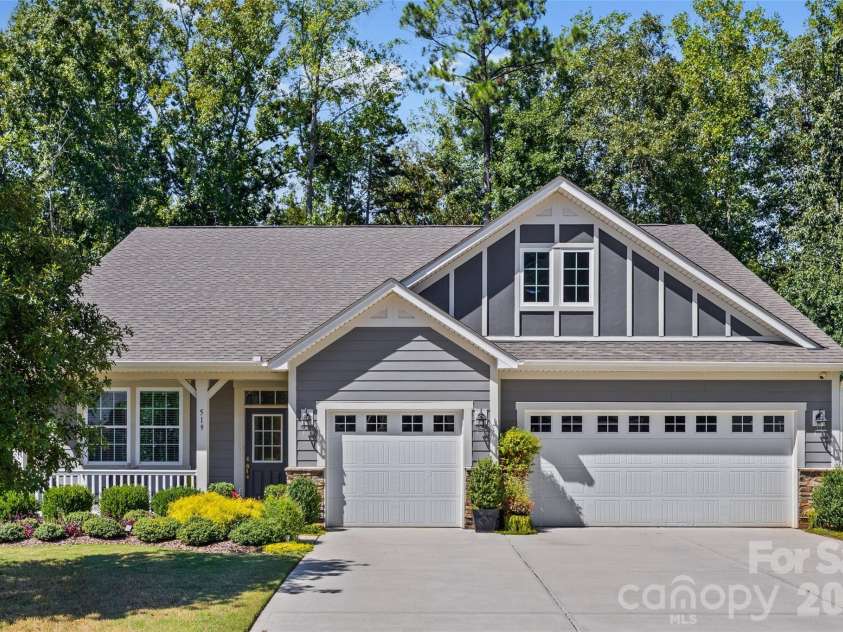 519 Sandbar Point, Clover, SC 29710.  MLS# CAR4426535, YatesRealty ID 54126. 