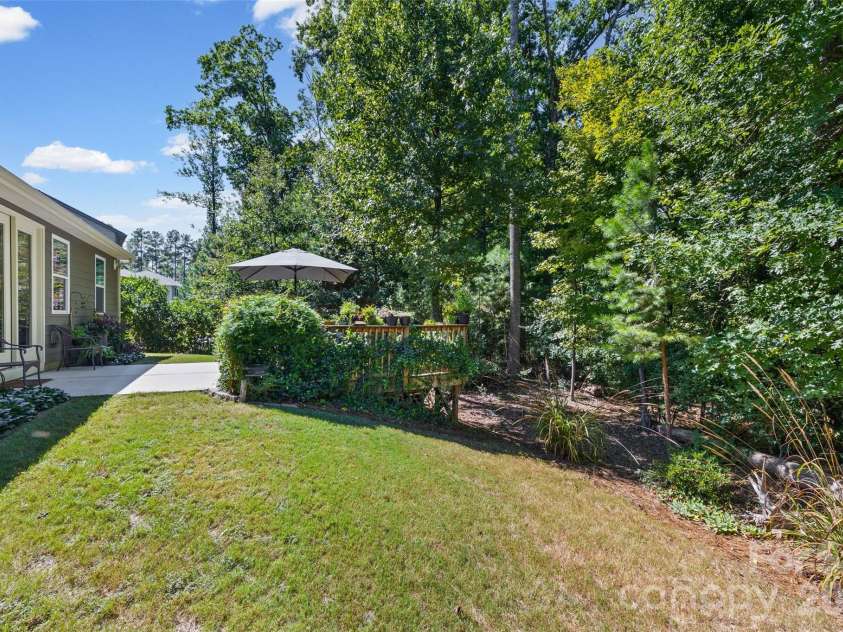 519 Sandbar Point, Clover, SC 29710.  MLS# CAR4426535, YatesRealty ID 54126. 