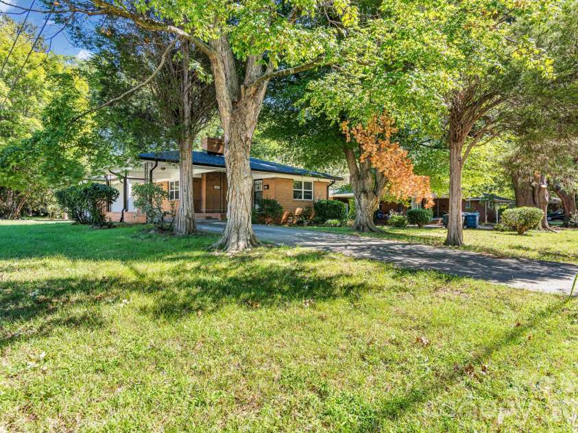 402 Horah Street, Salisbury, NC 28144.  MLS# CAR4430439, YatesRealty ID 54129. 