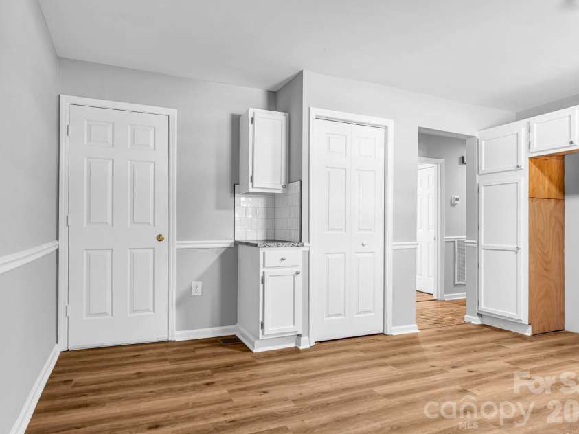 402 Horah Street, Salisbury, NC 28144.  MLS# CAR4430439, YatesRealty ID 54129. 
