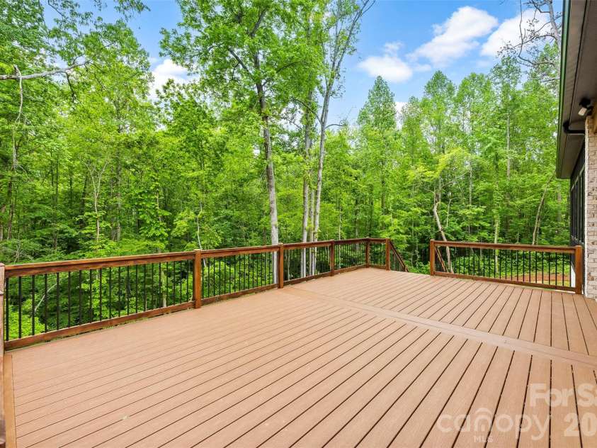 729 Amesbury Drive, Mt Ulla, NC 28125.  MLS# CAR4328135, YatesRealty ID 5413. 