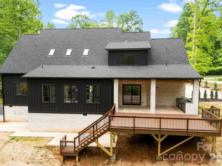 729 Amesbury Drive, Mt Ulla, NC 28125.  MLS# CAR4328135, YatesRealty ID 5413. 