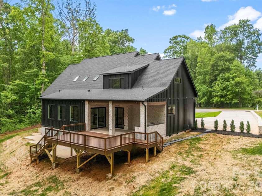 729 Amesbury Drive, Mt Ulla, NC 28125.  MLS# CAR4328135, YatesRealty ID 5413. 