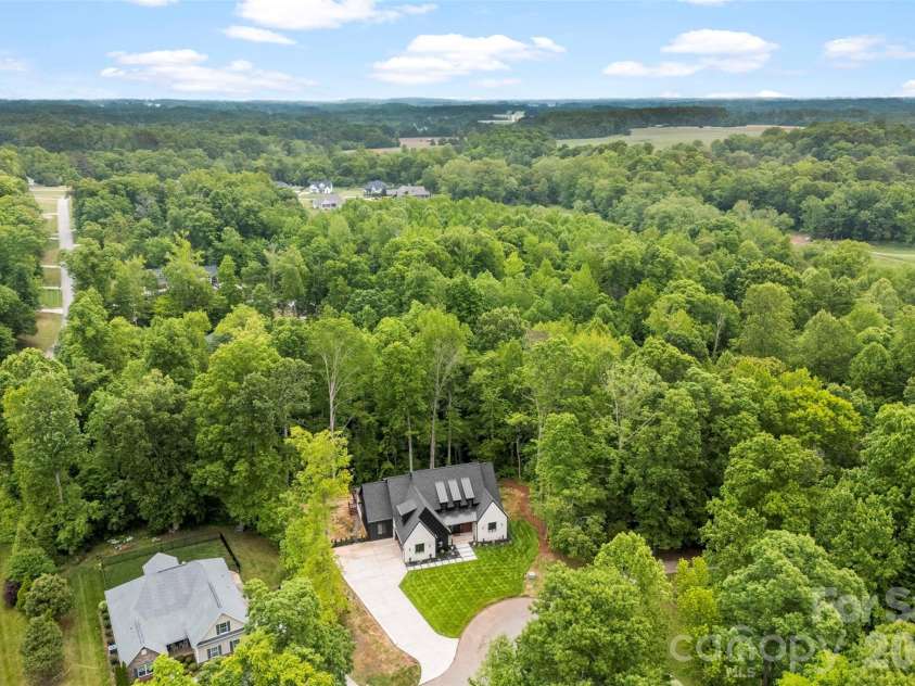 729 Amesbury Drive, Mt Ulla, NC 28125.  MLS# CAR4328135, YatesRealty ID 5413. 