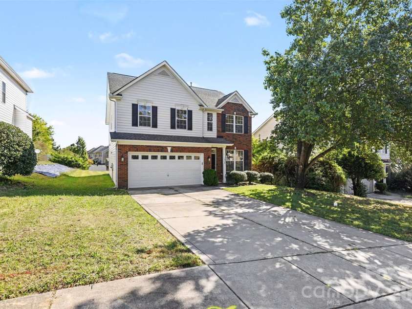 1530 Big Leaf Drive, Charlotte, NC 28262.  MLS# CAR4426949, YatesRealty ID 54132. 