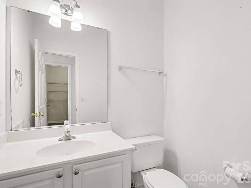 1530 Big Leaf Drive, Charlotte, NC 28262.  MLS# CAR4426949, YatesRealty ID 54132. 