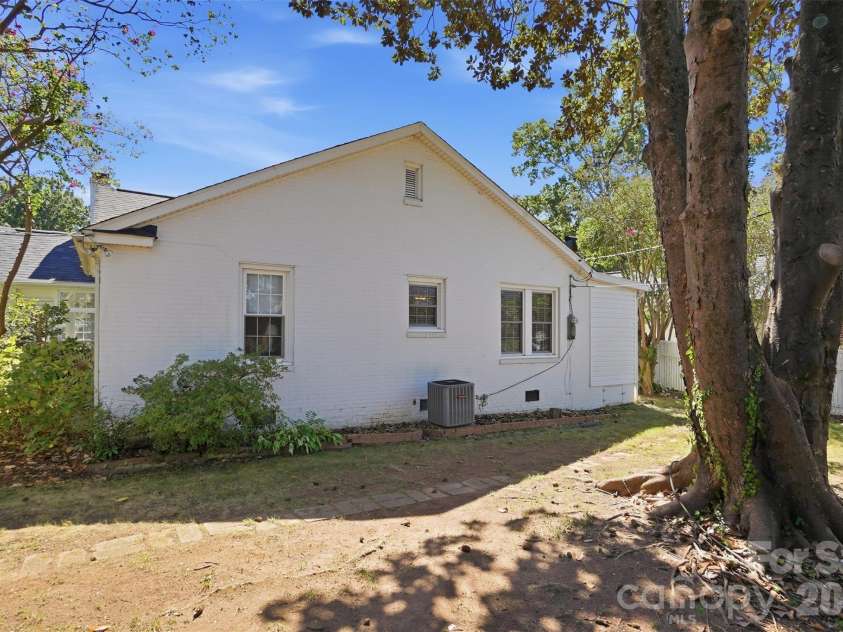 755 Milton Avenue, Rock Hill, SC 29730.  MLS# CAR4429600, YatesRealty ID 54134. 