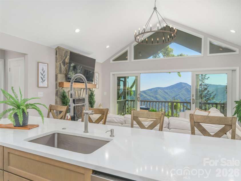 465 Leatherwood Road, Maggie Valley, NC 28751.  MLS# CAR4430446, YatesRealty ID 54136. Quartz countertops