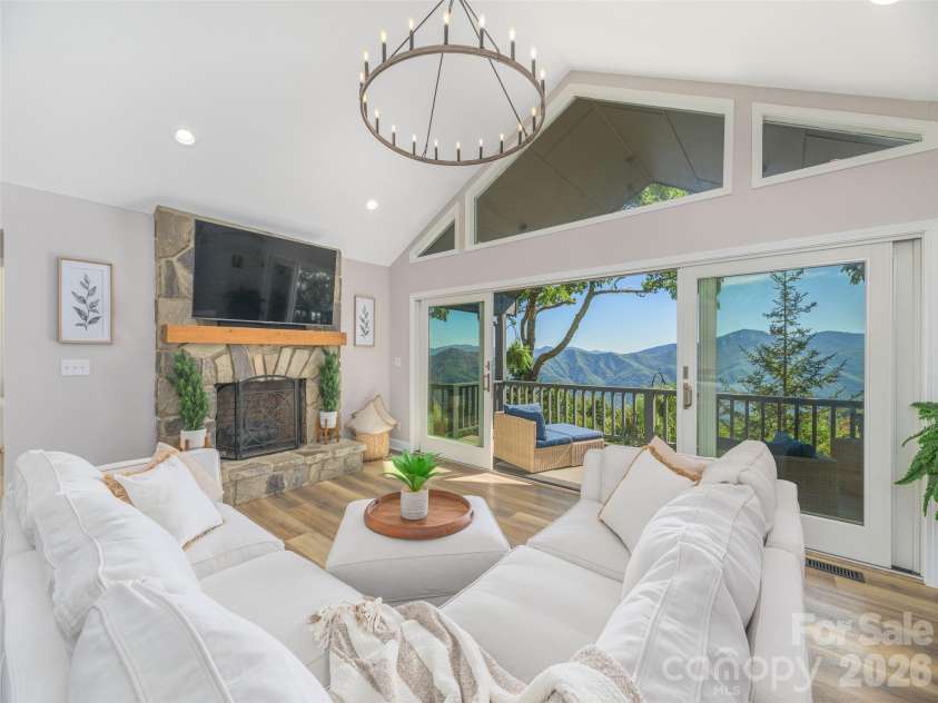 465 Leatherwood Road, Maggie Valley, NC 28751.  MLS# CAR4430446, YatesRealty ID 54136. Vaulted great room