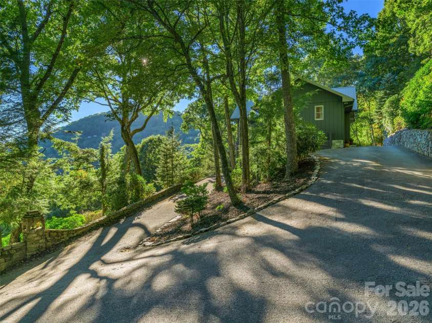465 Leatherwood Road, Maggie Valley, NC 28751.  MLS# CAR4430446, YatesRealty ID 54136. Vehicular access to both levels