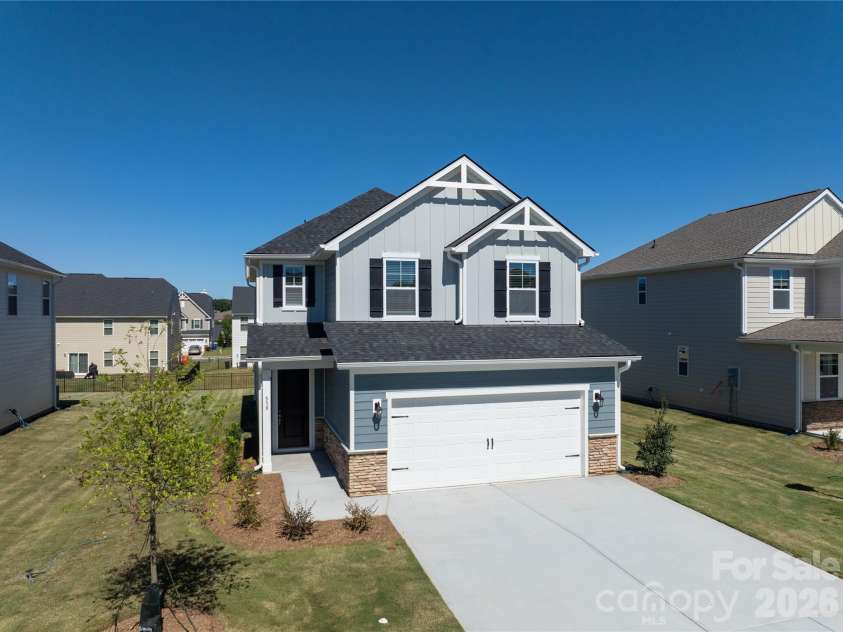 539 Larragan Drive, Denver, NC 28037.  MLS# CAR4430471, YatesRealty ID 54137. 