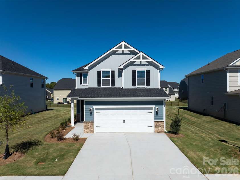 539 Larragan Drive, Denver, NC 28037.  MLS# CAR4430471, YatesRealty ID 54137. 