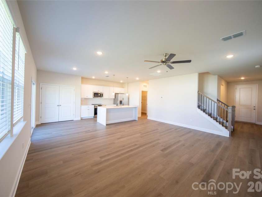 539 Larragan Drive, Denver, NC 28037.  MLS# CAR4430471, YatesRealty ID 54137. 