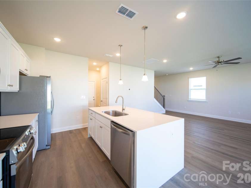539 Larragan Drive, Denver, NC 28037.  MLS# CAR4430471, YatesRealty ID 54137. 