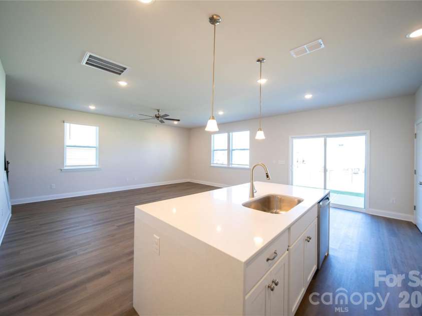 539 Larragan Drive, Denver, NC 28037.  MLS# CAR4430471, YatesRealty ID 54137. 