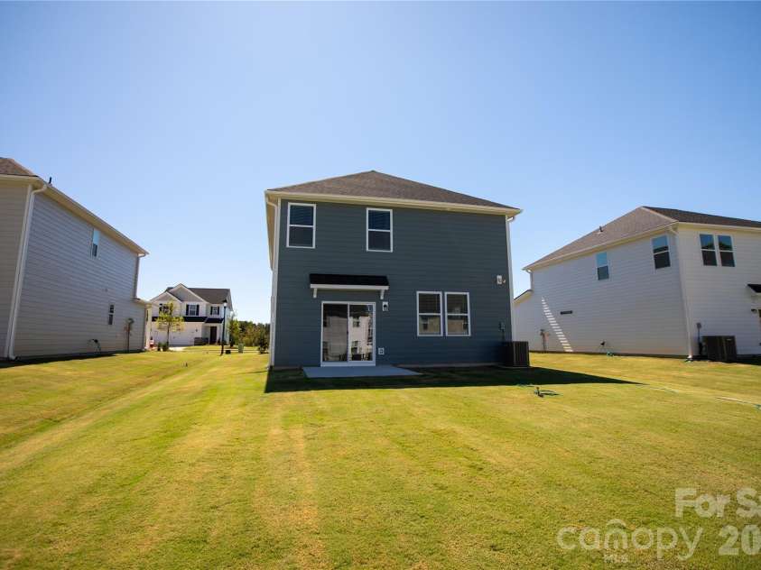 539 Larragan Drive, Denver, NC 28037.  MLS# CAR4430471, YatesRealty ID 54137. 