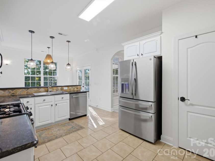 13118 Windy Lea Lane, Huntersville, NC 28078.  MLS# CAR4429996, YatesRealty ID 54139. 