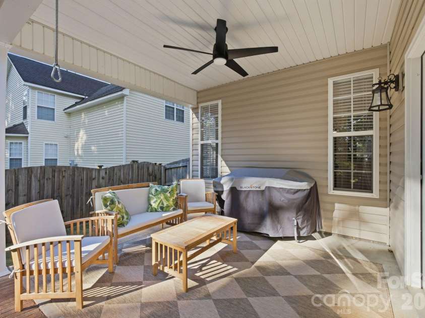 13118 Windy Lea Lane, Huntersville, NC 28078.  MLS# CAR4429996, YatesRealty ID 54139. 
