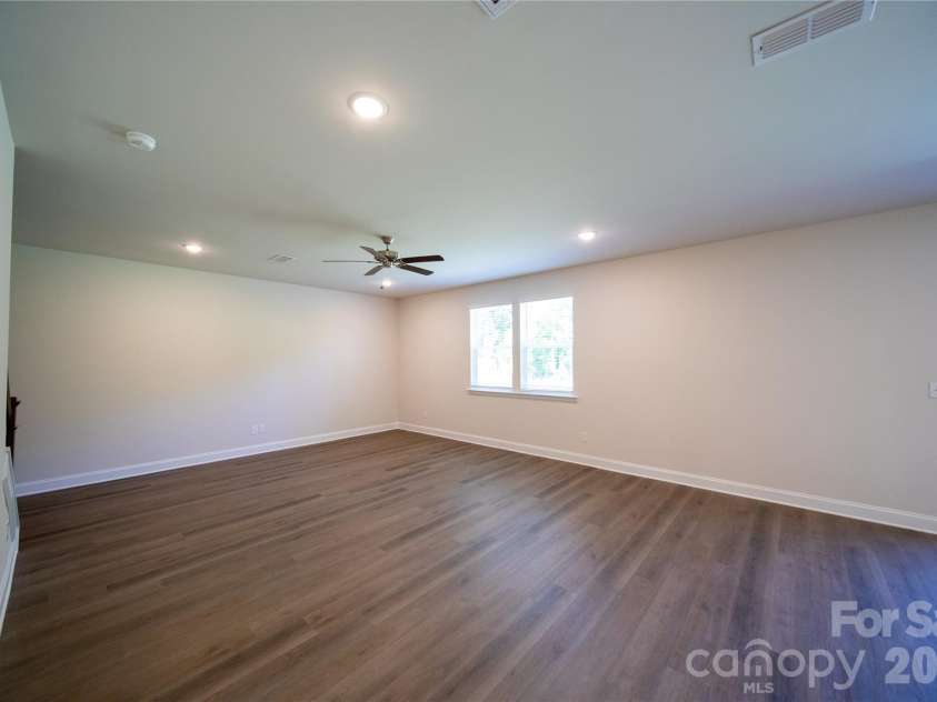 4107 Garrison Grove Lane, Denver, NC 28037.  MLS# CAR4430492, YatesRealty ID 54145. 