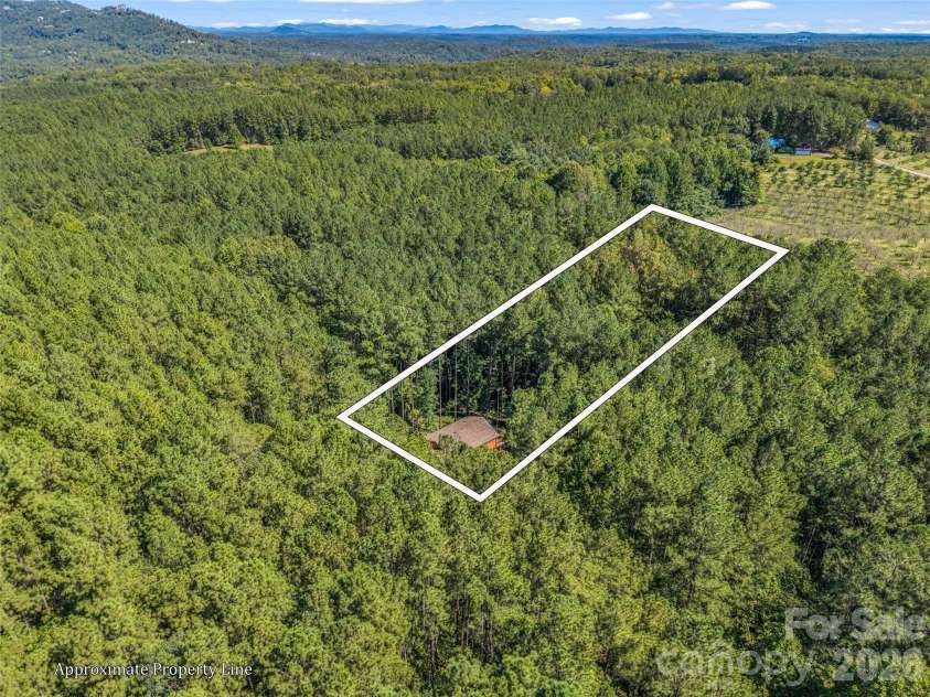 168 Chasewood Drive, Rutherfordton, NC 28139.  MLS# CAR4430016, YatesRealty ID 54149. 