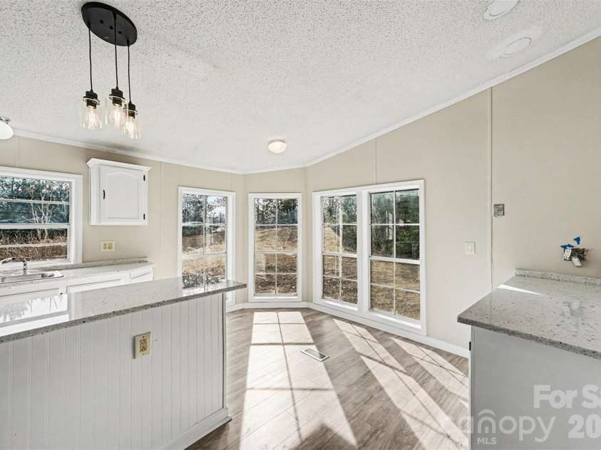 137 Cedar Grove Road, Clover, SC 29710.  MLS# CAR4316459, YatesRealty ID 5415. 