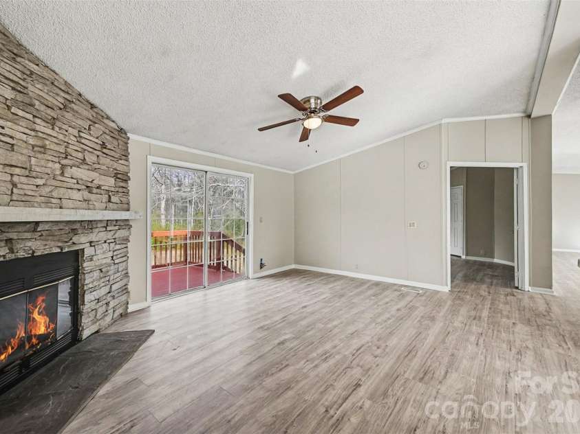 137 Cedar Grove Road, Clover, SC 29710.  MLS# CAR4316459, YatesRealty ID 5415. 