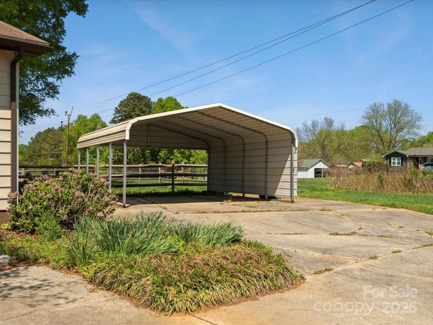 714 8th Street, Bessemer City, NC 28016.  MLS# CAR4246501, YatesRealty ID 5415. 