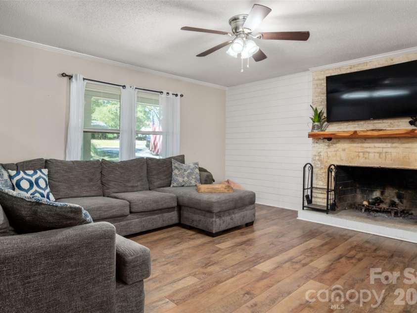 2559 Watson Drive, Lancaster, SC 29720.  MLS# CAR4428149, YatesRealty ID 54150. 
