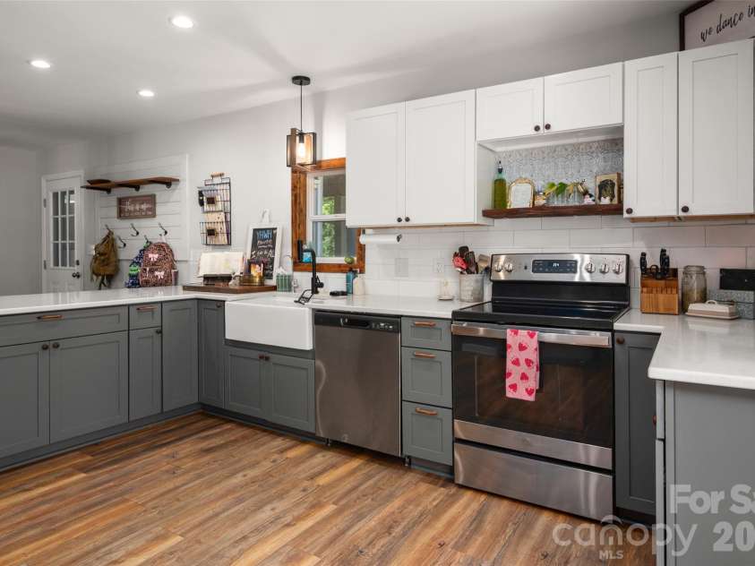 2559 Watson Drive, Lancaster, SC 29720.  MLS# CAR4428149, YatesRealty ID 54150. 
