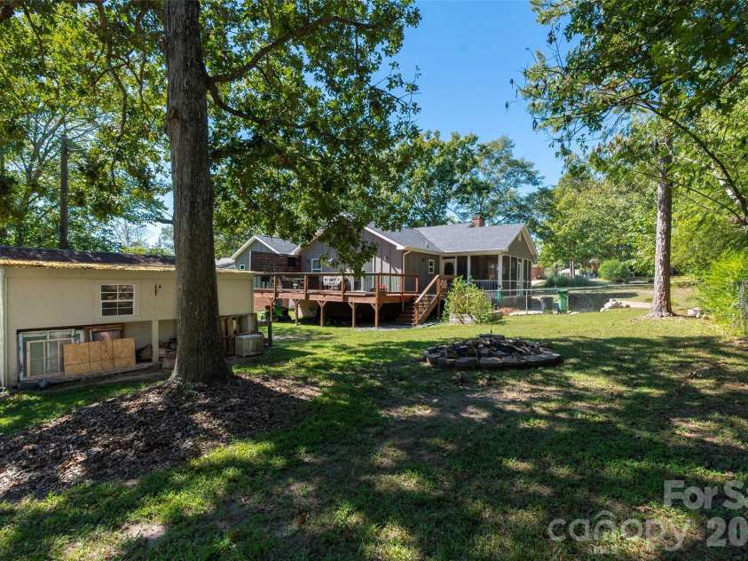 2559 Watson Drive, Lancaster, SC 29720.  MLS# CAR4428149, YatesRealty ID 54150. 