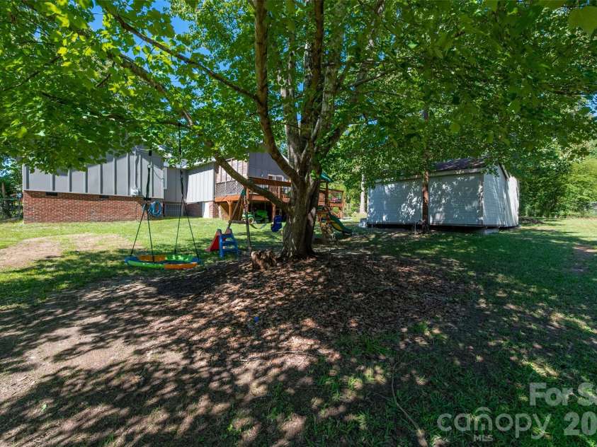 2559 Watson Drive, Lancaster, SC 29720.  MLS# CAR4428149, YatesRealty ID 54150. 