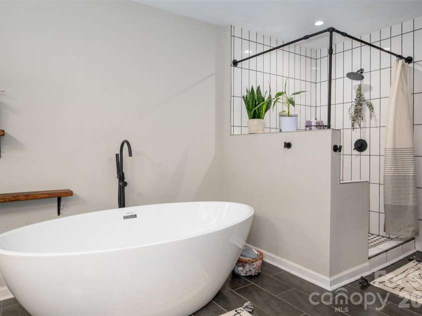 2559 Watson Drive, Lancaster, SC 29720.  MLS# CAR4428149, YatesRealty ID 54150. Primary Bathroom