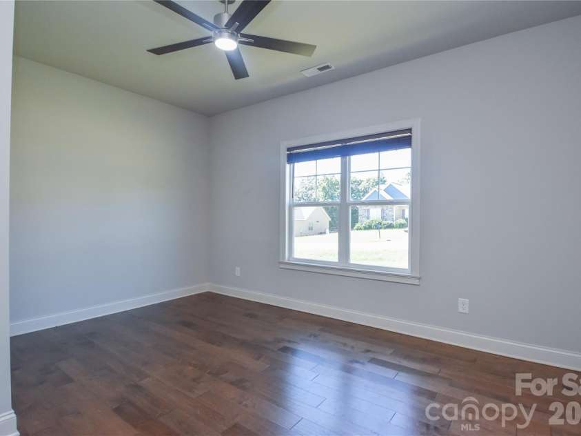 148 Greythorn Drive, Statesville, NC 28625.  MLS# CAR4427266, YatesRealty ID 54152. 