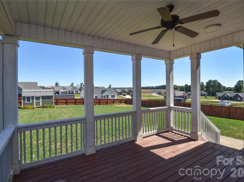 148 Greythorn Drive, Statesville, NC 28625.  MLS# CAR4427266, YatesRealty ID 54152. 