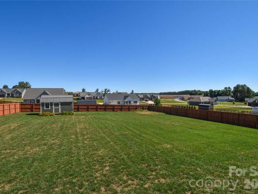 148 Greythorn Drive, Statesville, NC 28625.  MLS# CAR4427266, YatesRealty ID 54152. 