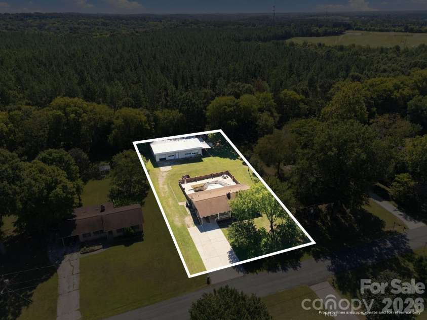 817 Rubens Road, Concord, NC 28027.  MLS# CAR4427825, YatesRealty ID 54154. 