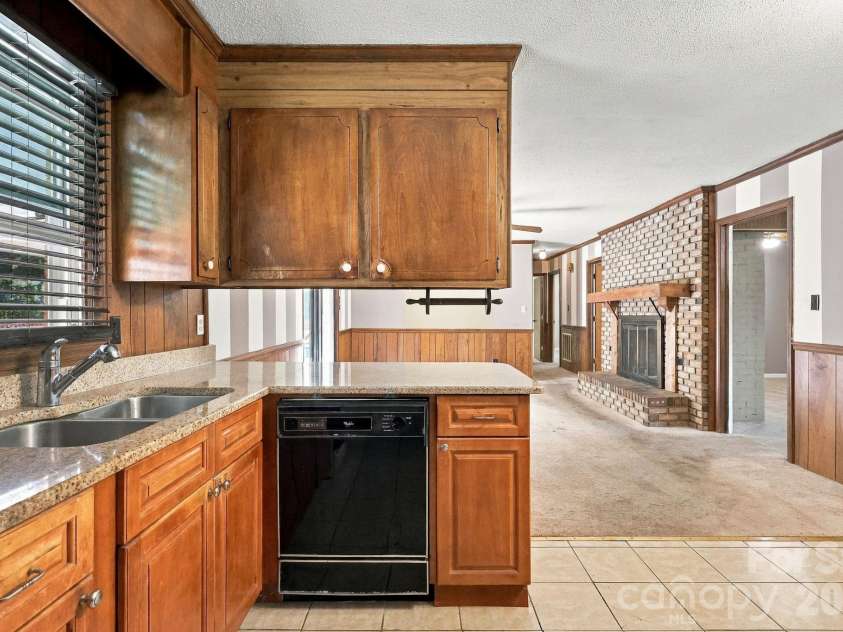 817 Rubens Road, Concord, NC 28027.  MLS# CAR4427825, YatesRealty ID 54154. 