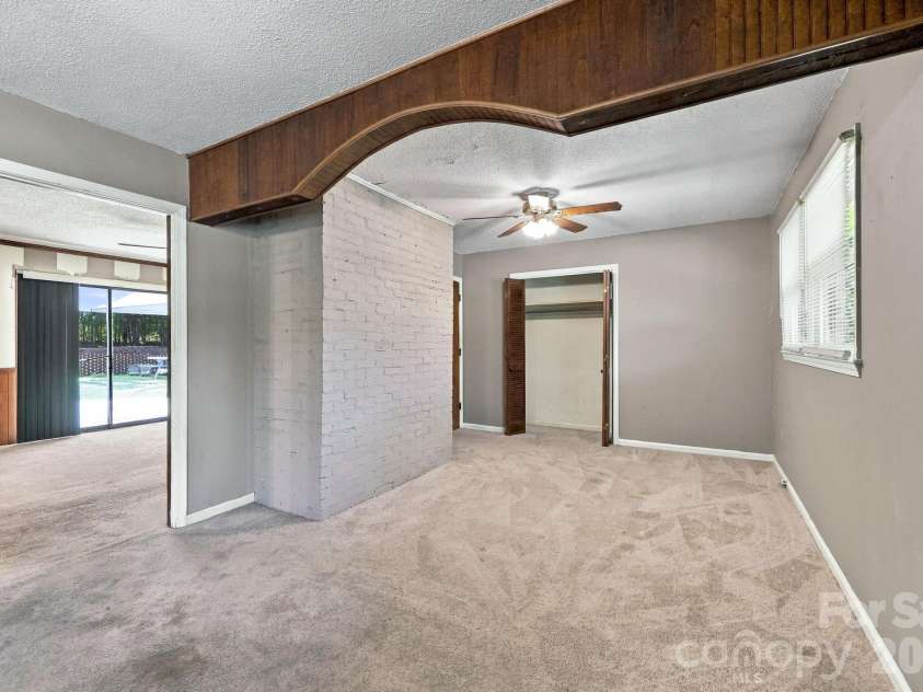 817 Rubens Road, Concord, NC 28027.  MLS# CAR4427825, YatesRealty ID 54154. 