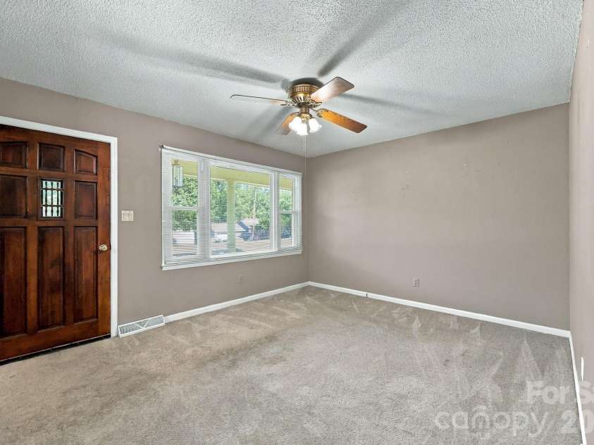 817 Rubens Road, Concord, NC 28027.  MLS# CAR4427825, YatesRealty ID 54154. 