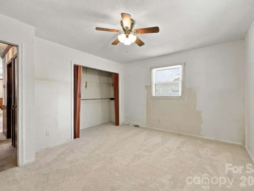 817 Rubens Road, Concord, NC 28027.  MLS# CAR4427825, YatesRealty ID 54154. 