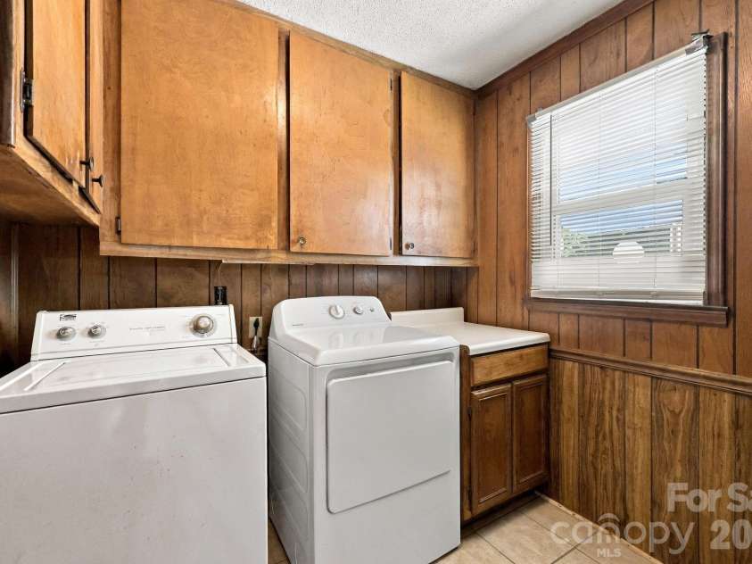 817 Rubens Road, Concord, NC 28027.  MLS# CAR4427825, YatesRealty ID 54154. 