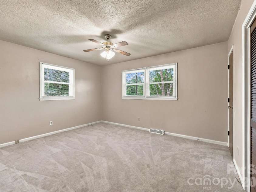 817 Rubens Road, Concord, NC 28027.  MLS# CAR4427825, YatesRealty ID 54154. 