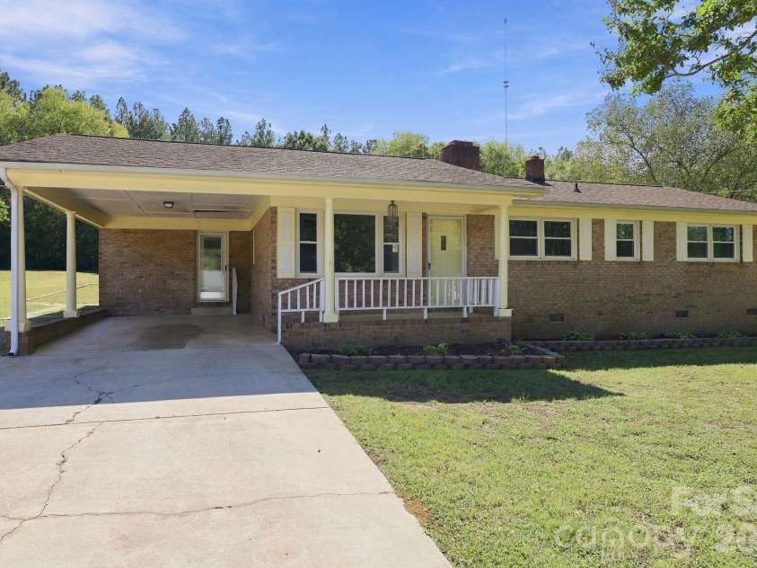 817 Rubens Road, Concord, NC 28027.  MLS# CAR4427825, YatesRealty ID 54154. 