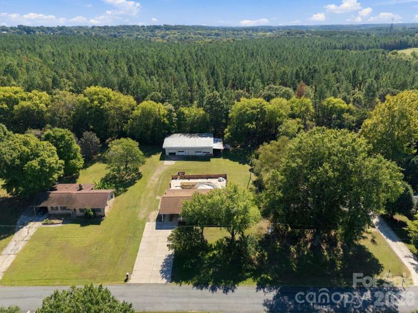 817 Rubens Road, Concord, NC 28027.  MLS# CAR4427825, YatesRealty ID 54154. 