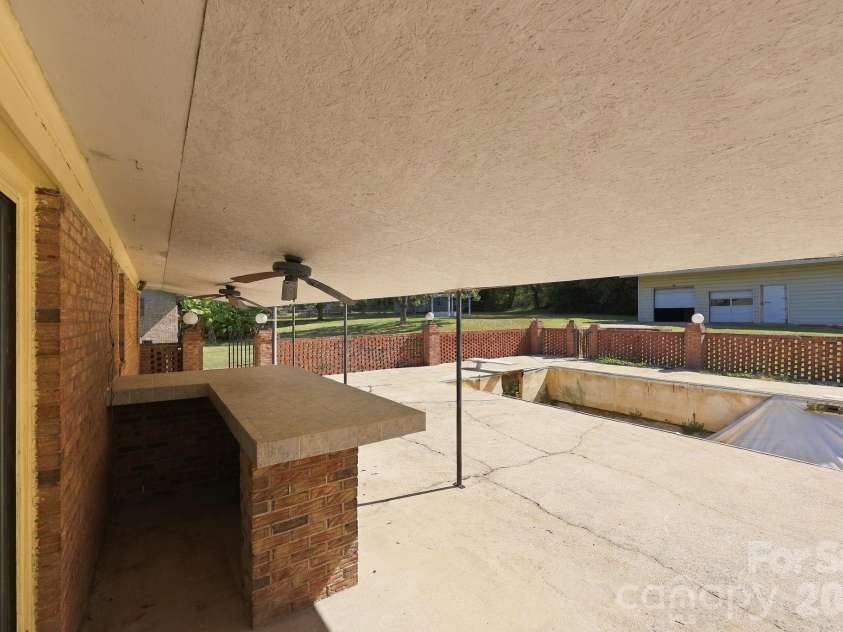 817 Rubens Road, Concord, NC 28027.  MLS# CAR4427825, YatesRealty ID 54154. 