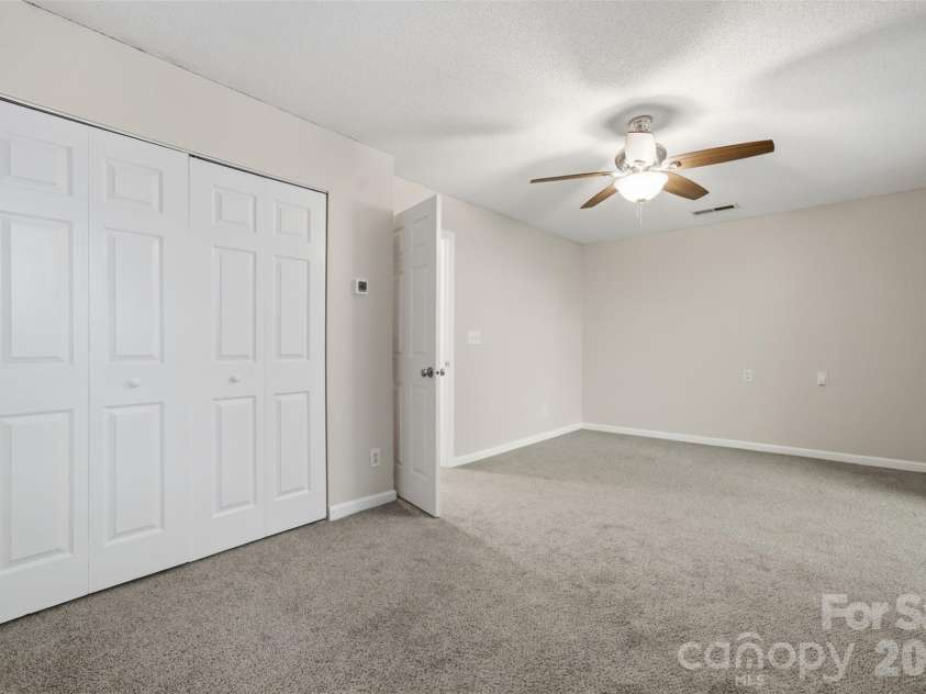 641 Mountainwater Drive, Charlotte, NC 28262.  MLS# CAR4429090, YatesRealty ID 54158. 