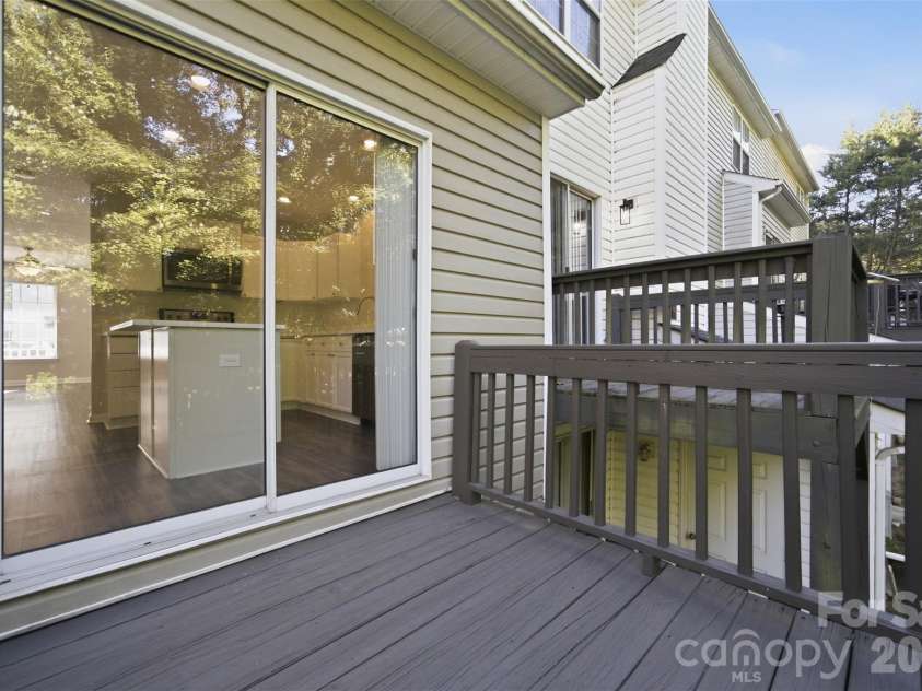 641 Mountainwater Drive, Charlotte, NC 28262.  MLS# CAR4429090, YatesRealty ID 54158. 